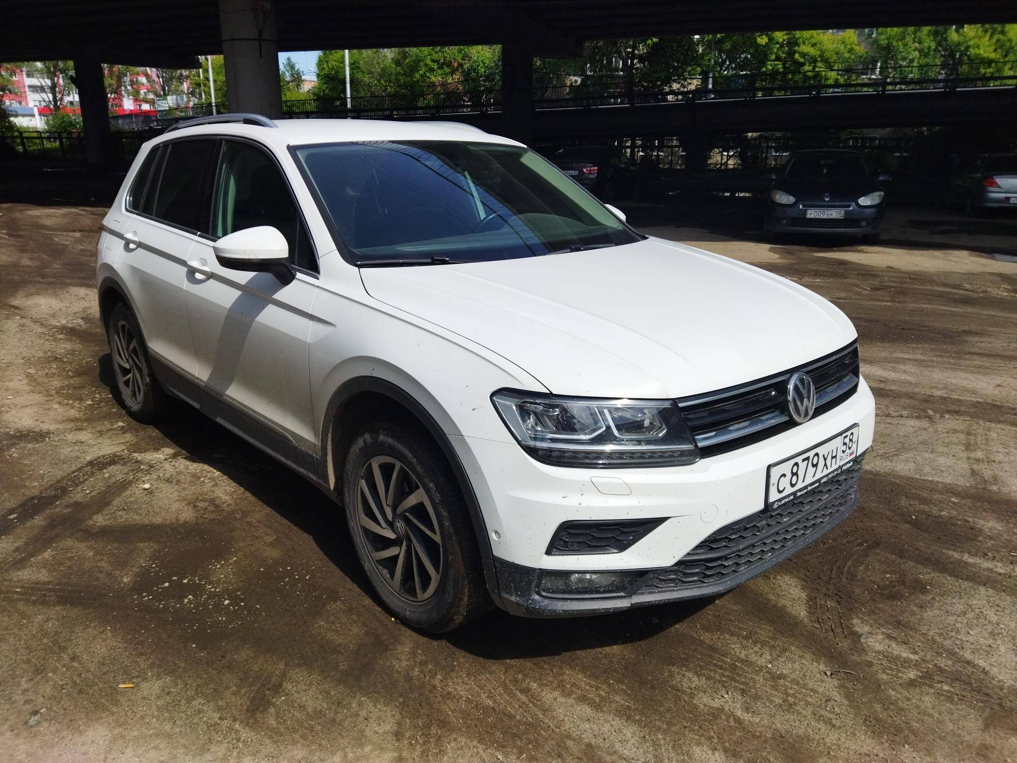 Volkswagen Tiguan Лот 000003447