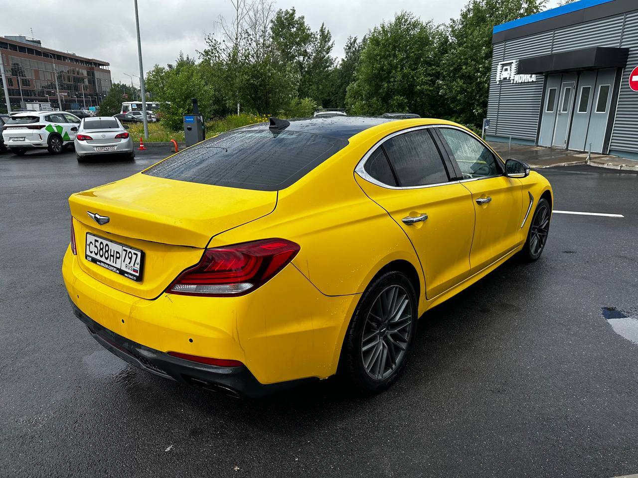 Genesis G70 Лот 000000522