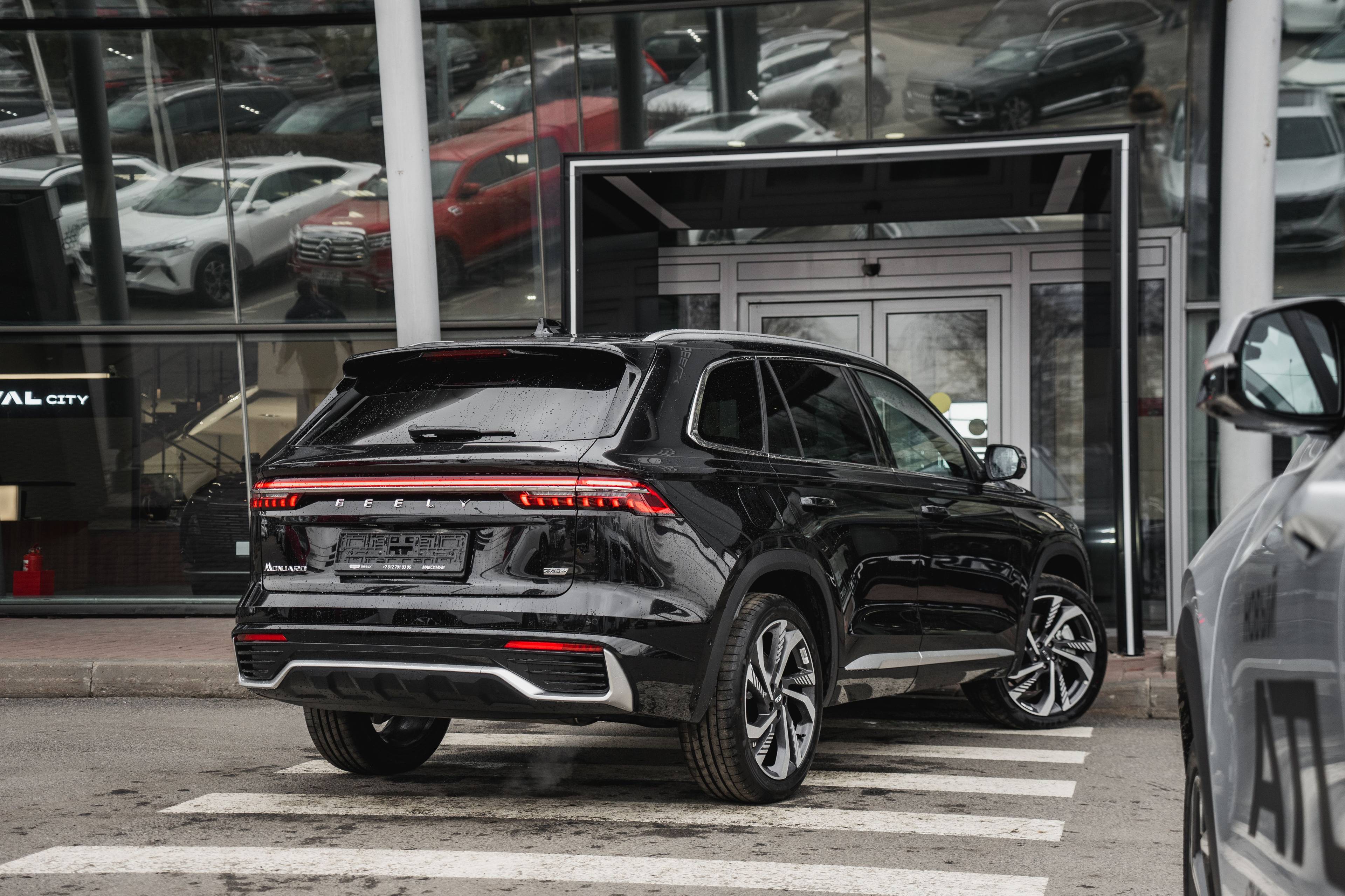 Geely Monjaro Flagship 2.0T (238 hp) 8AT 4WD