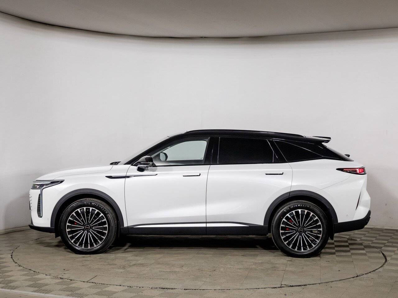 EXEED RX Flagship 2.0 TGDI 8AT AWD
