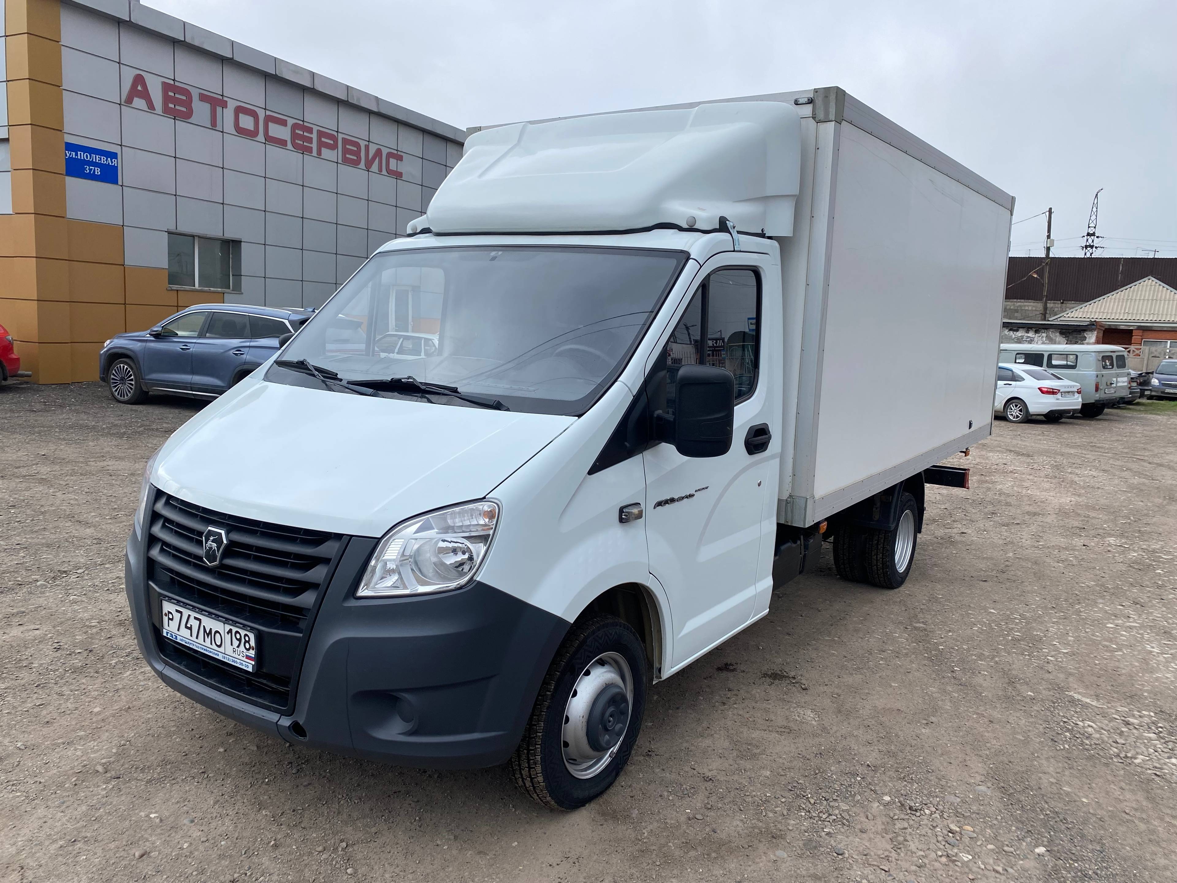 ГАЗ A22R22