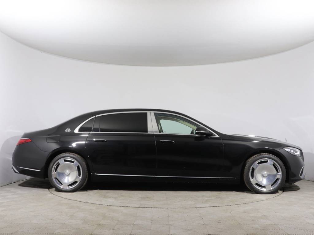 Mercedes-Benz S седан 580 Maybach 4MATIC