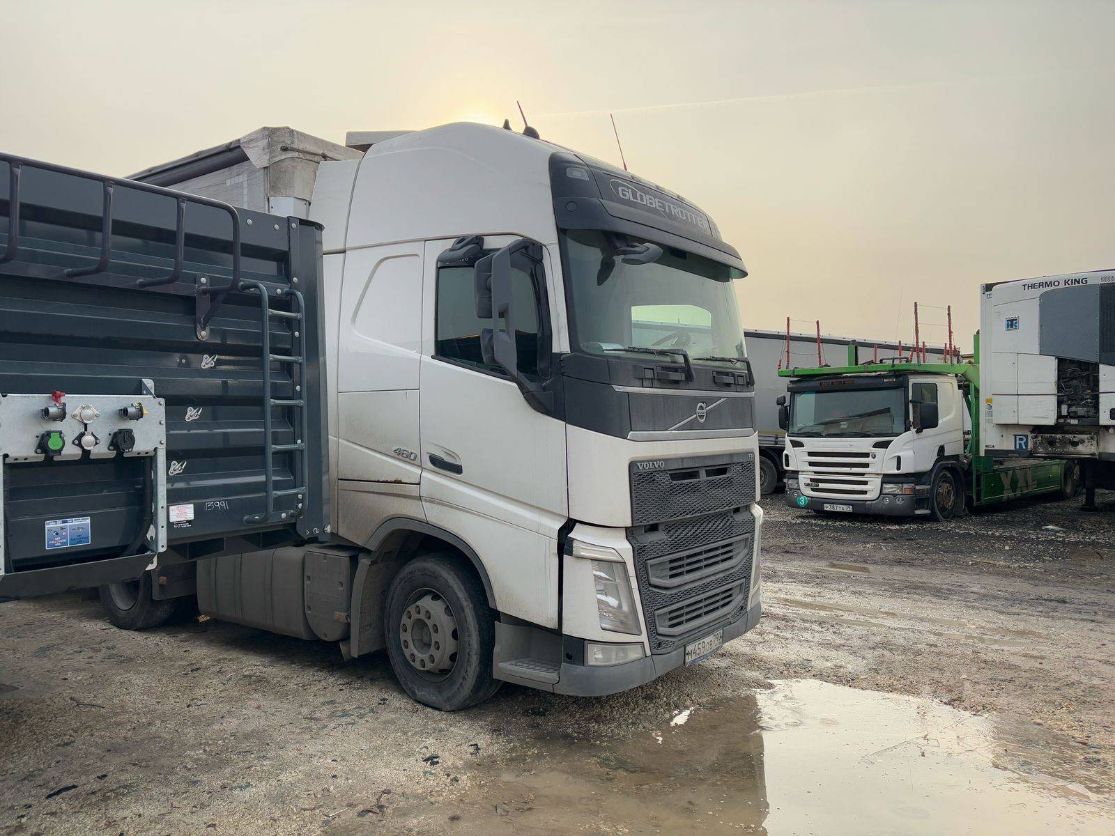 Volvo FH 460 6x4 (FH Globetrotter)