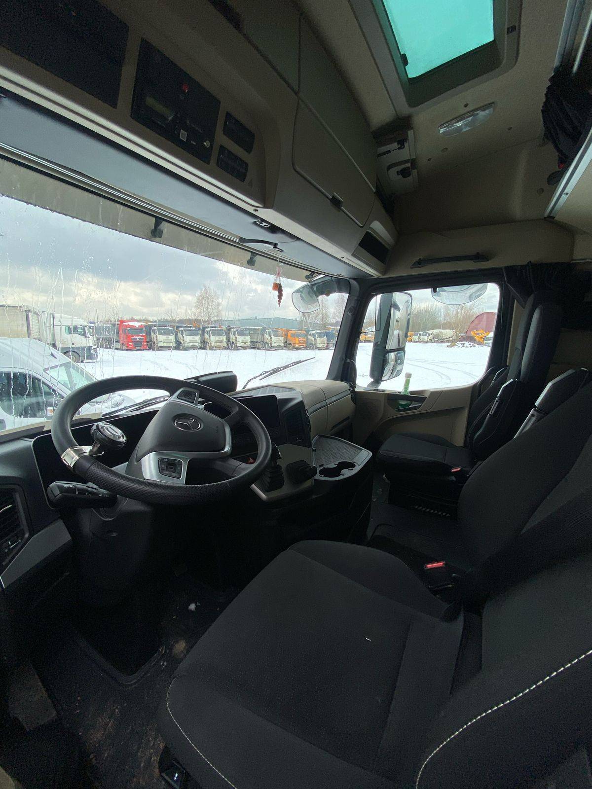 Mercedes-Benz Actros 1848 LS Лот 000008155