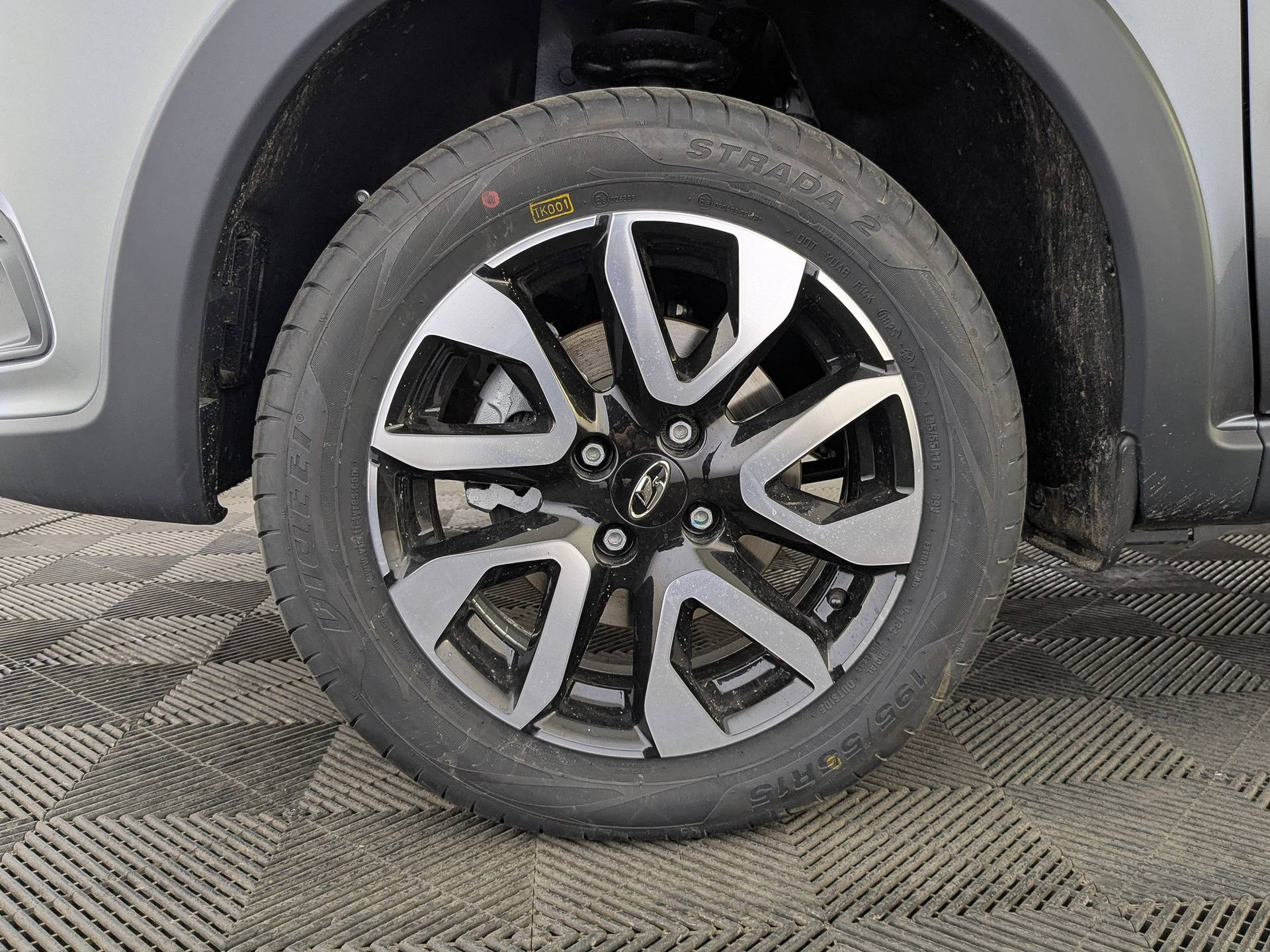 Lada Granta Cross Comfort 24 1.6 106hp 5MT