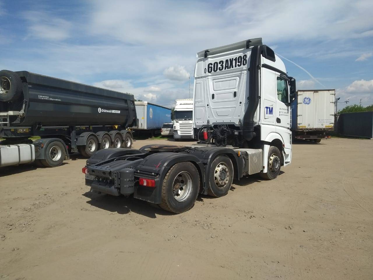 Mercedes-Benz Actros 4 2545 LS 6X2\4 (BigSpace) Лот 000002836