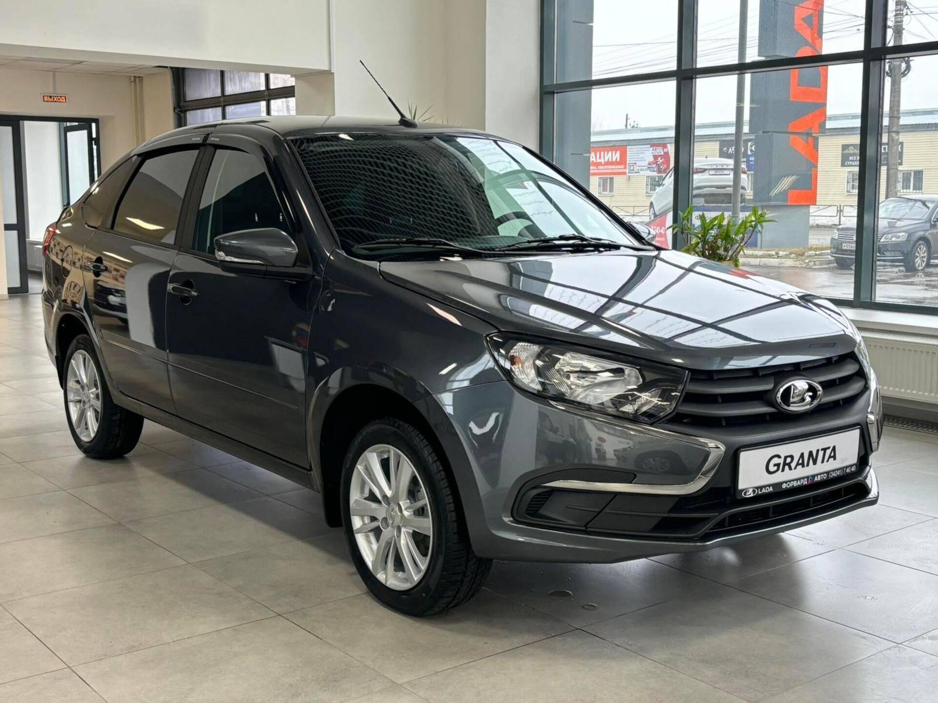 Lada Granta седан Comfort 24 1.6 106hp 5MT