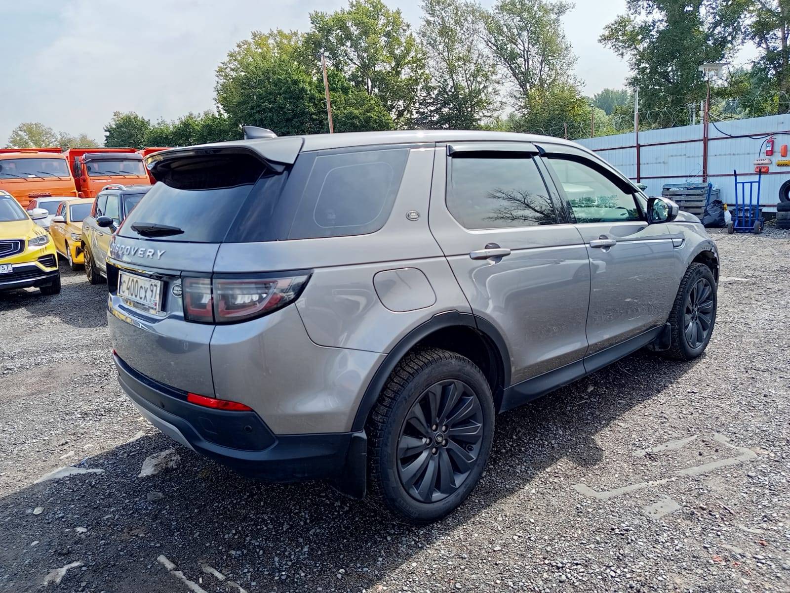 Land Rover Discovery Sport Лот 000002998