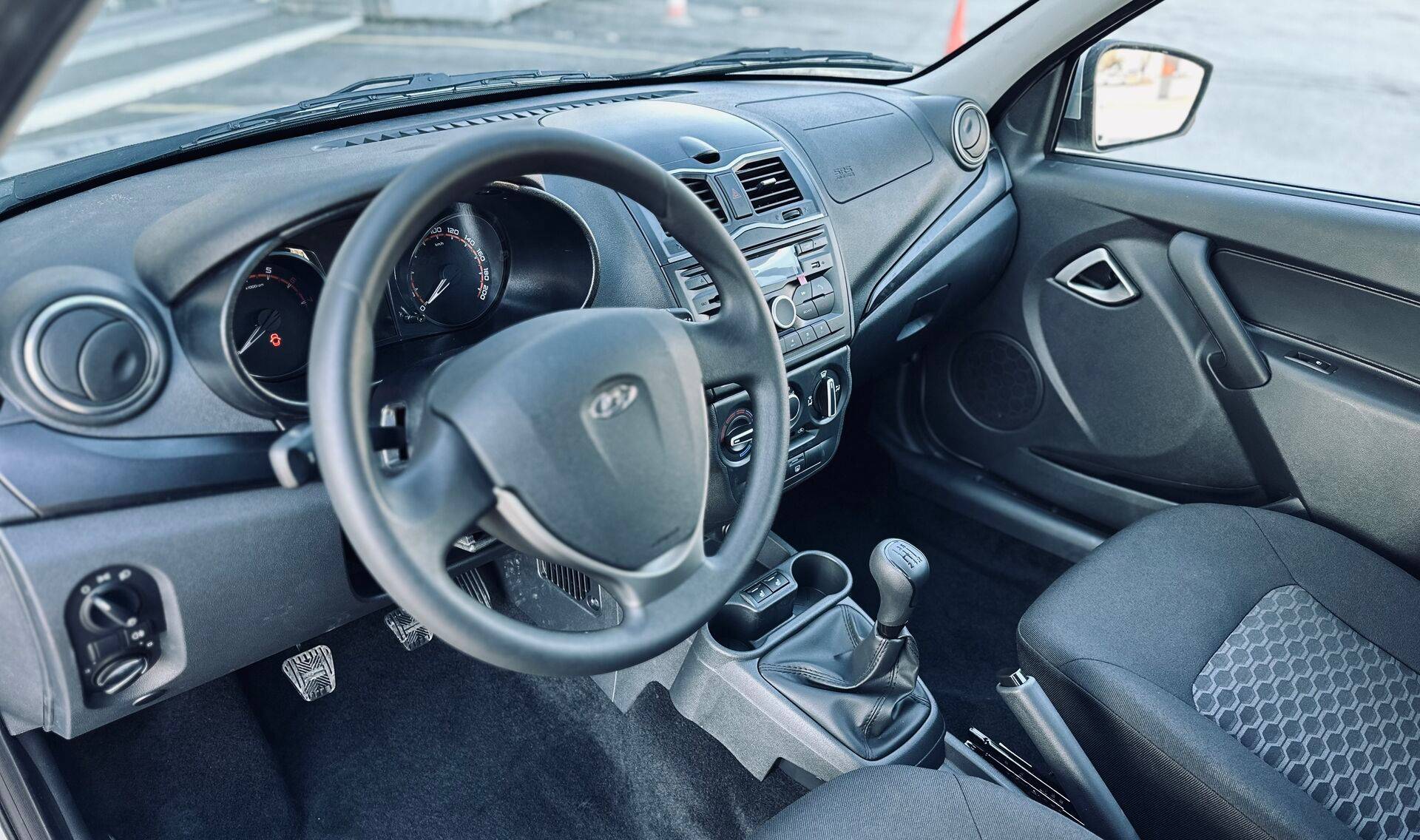 Lada Granta седан Comfort 24 1.6 106hp 5MT