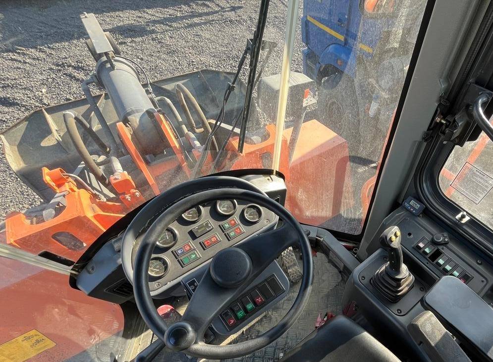 DOOSAN/DEVELON SD300N Лот 000008491