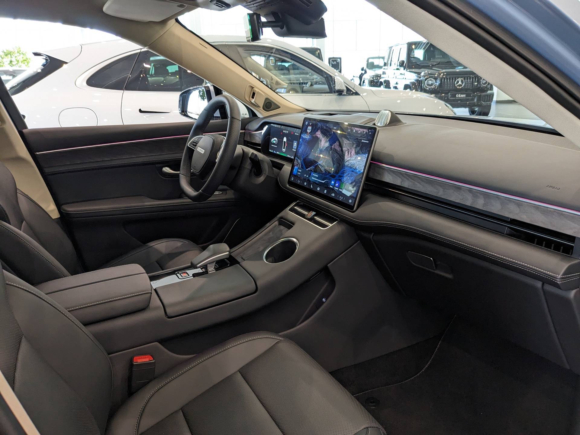 Seres M5 Premium 1.5hyb AT 4WD