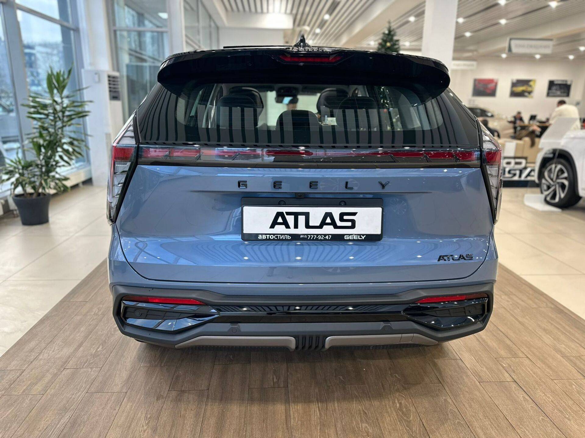 Geely Atlas Flagship 2.0T 8AT 4WD