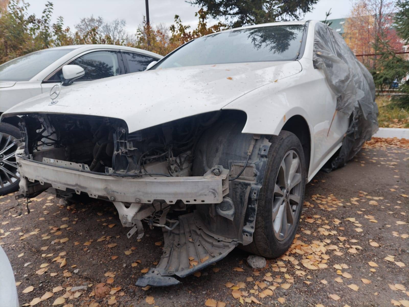 Mercedes-Benz E седан