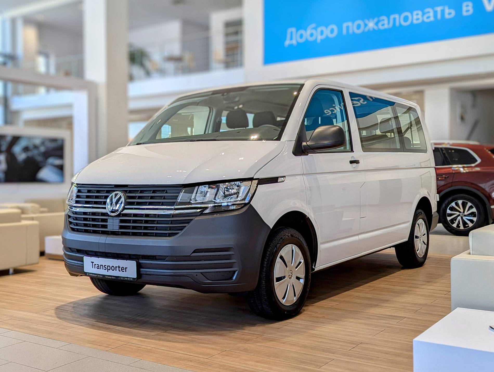 Volkswagen Transporter Kombi 2.0 TDI 150hp 6MT Короткая база