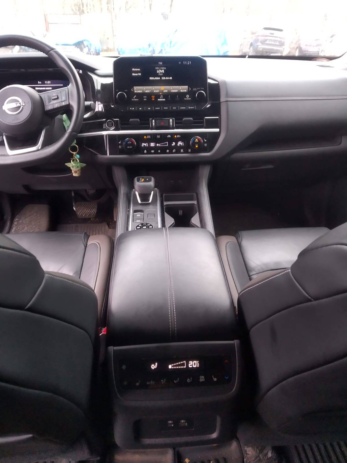 Nissan Pathfinder Лот 000004859