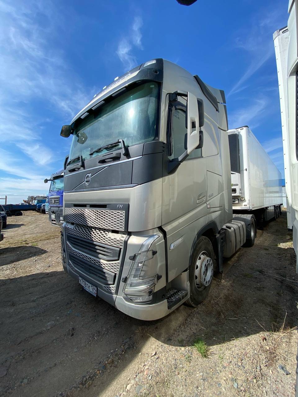 Volvo FH 460 4x2 (FH Globetrotter)