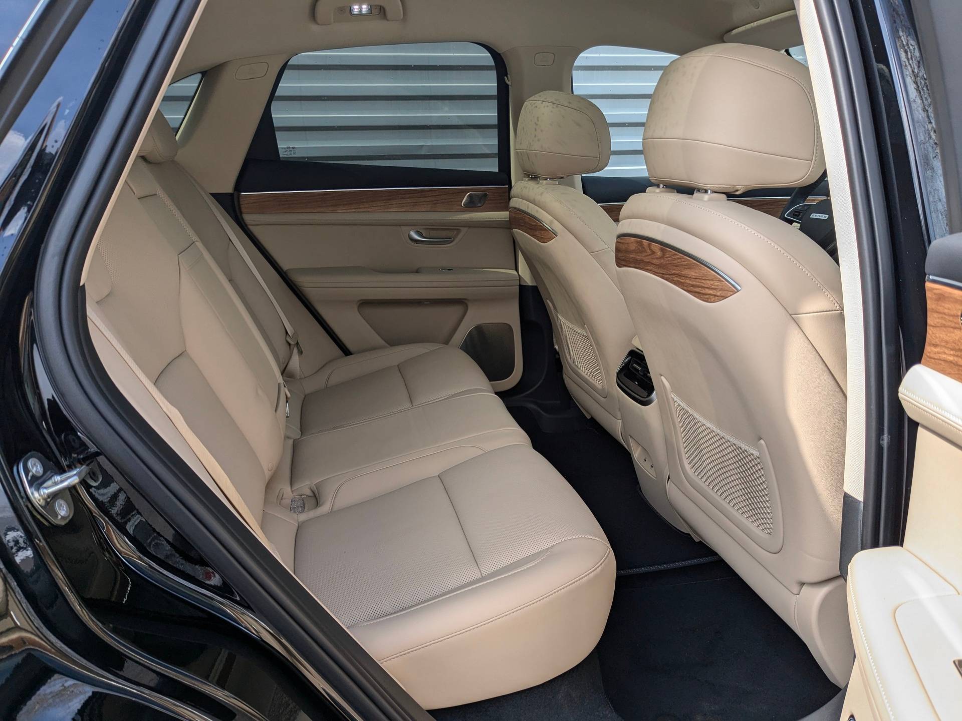 Seres M5 Premium 1.5hyb AT 4WD