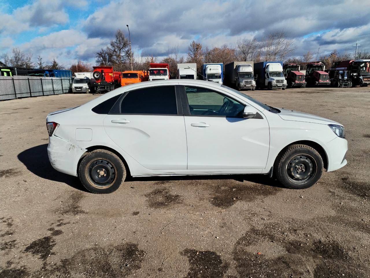 Lada Vesta седан Лот 000003519