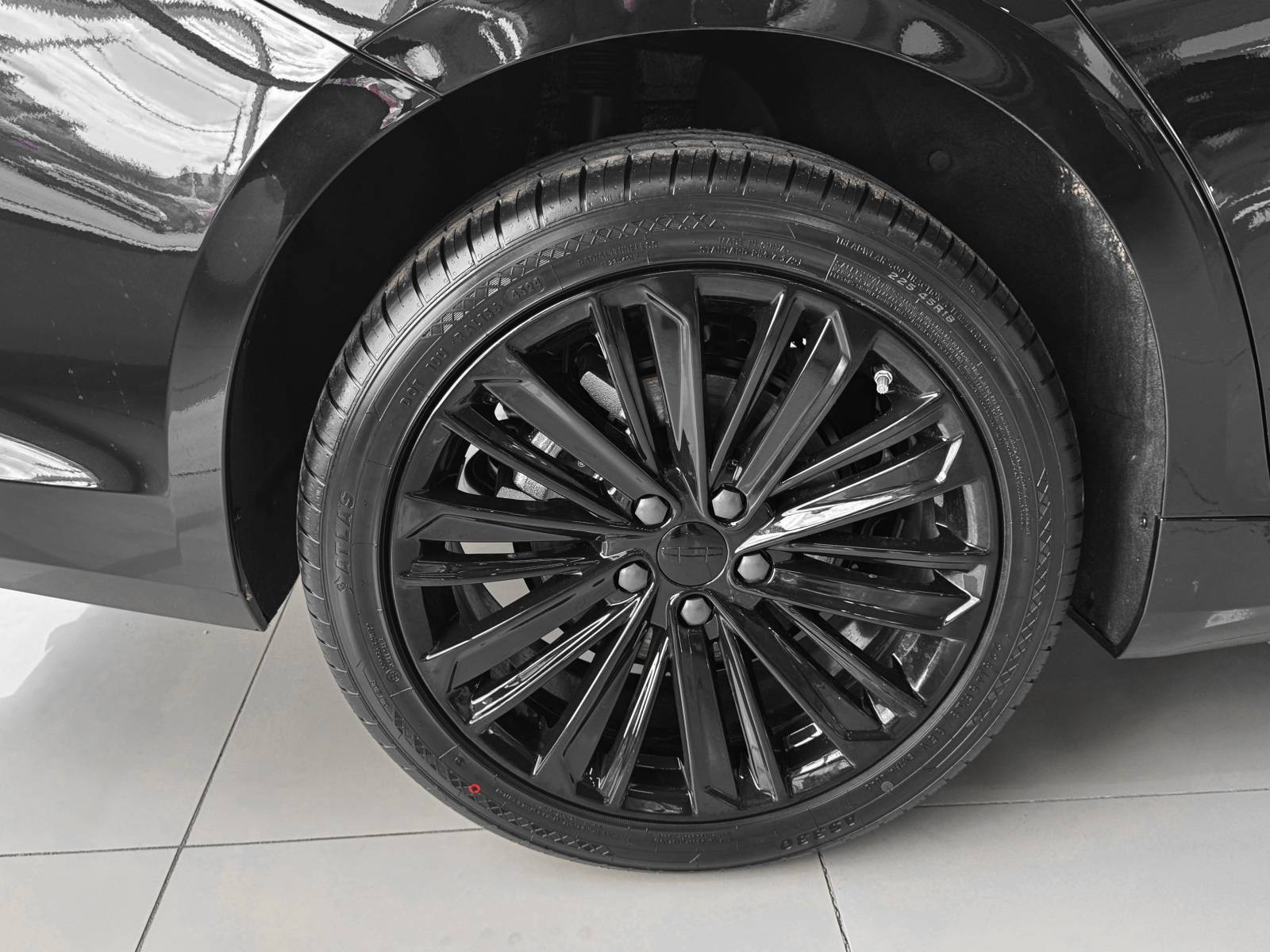 Geely Preface Flagship 2.0T 7DCT