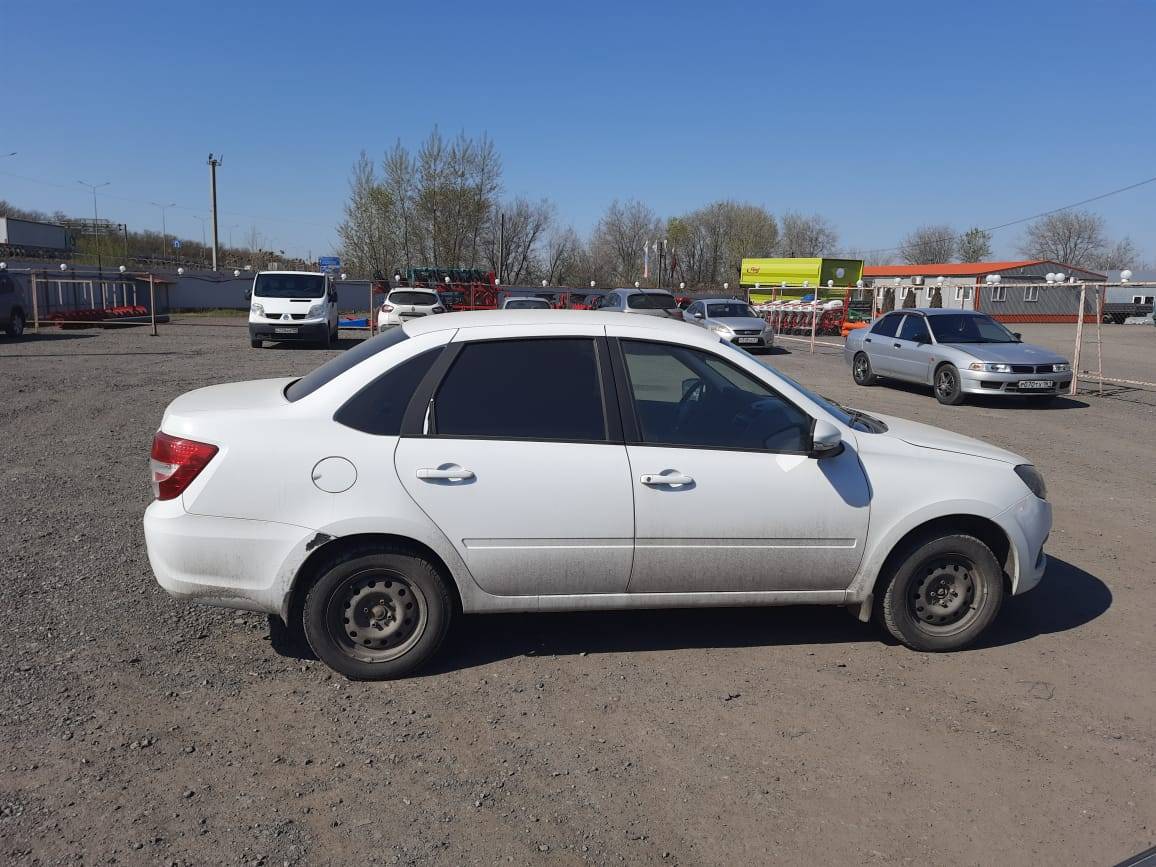 Lada Granta седан Лот 000008291
