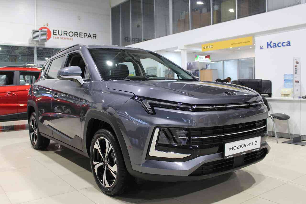 Москвич 3 Стандарт плюс 1.5Т CVT