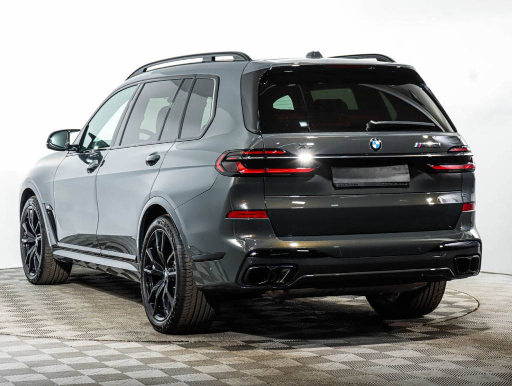 BMW X7 M60i xDrive