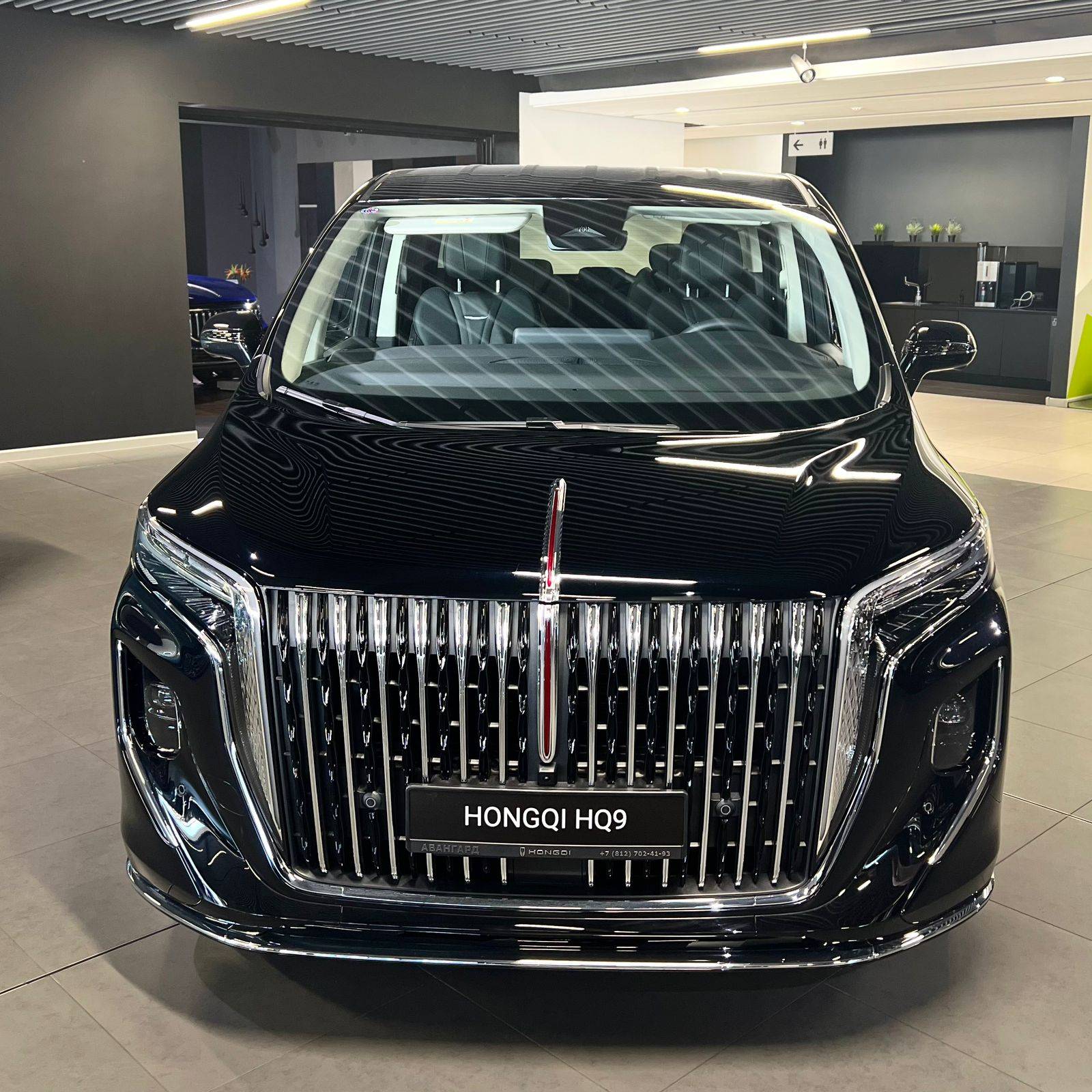 Hongqi HQ9 2.0T Comfort