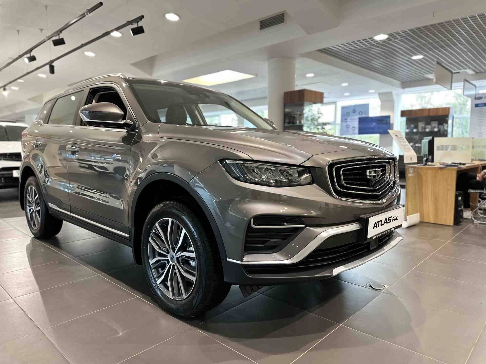 Geely Atlas Pro Flagship 1.5T DCT7 4WD