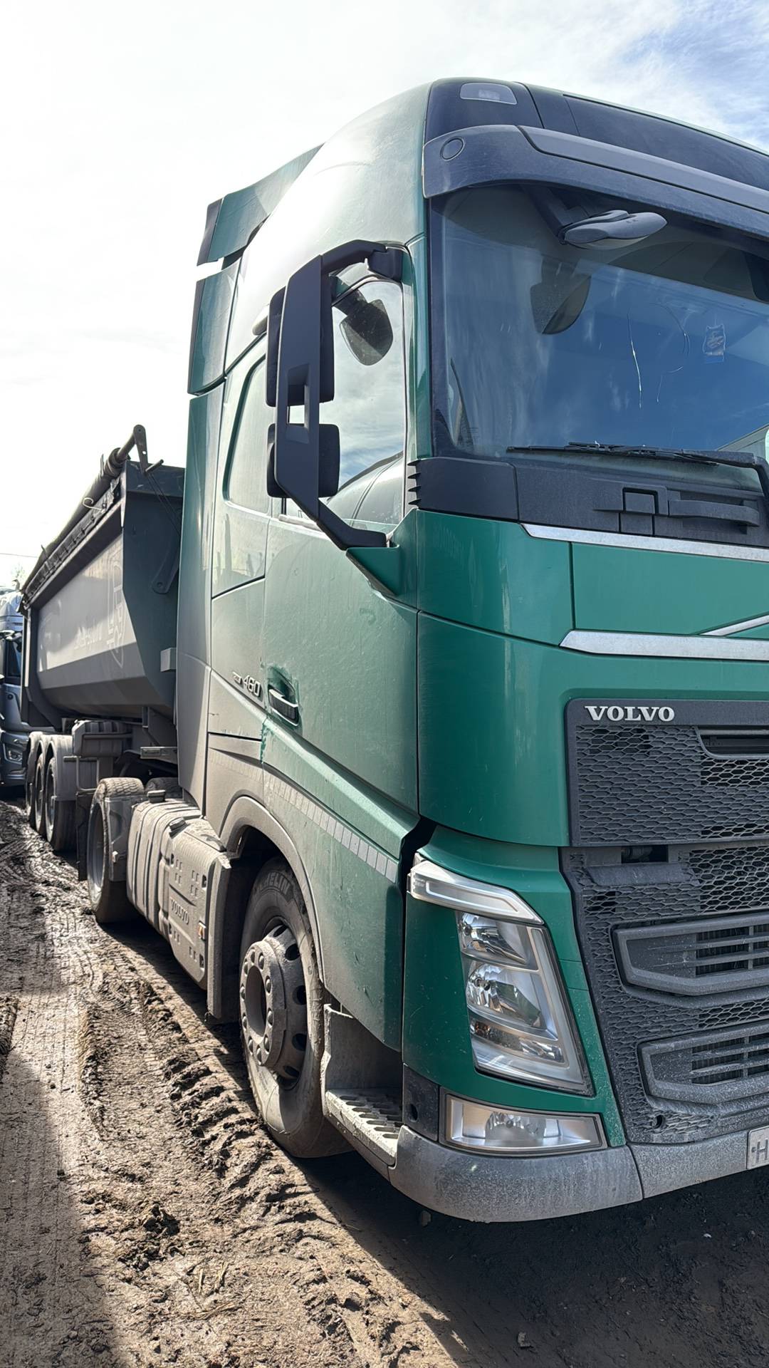 Volvo FH 460 4x2 (FH Globetrotter) Лот 000008111