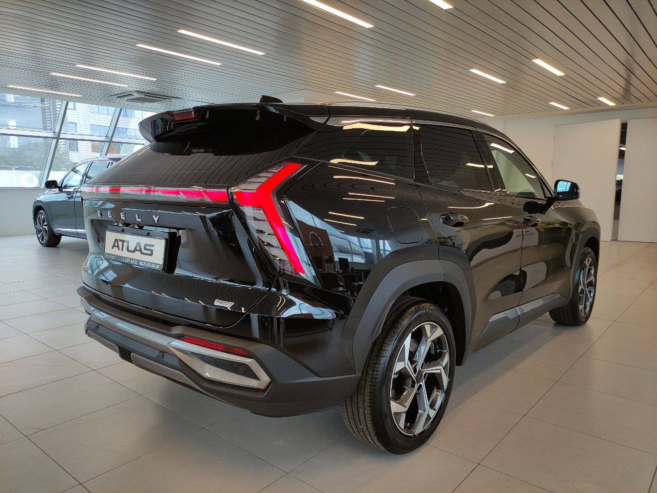 Geely Atlas Flagship Sport 2.0T 8AT 4WD