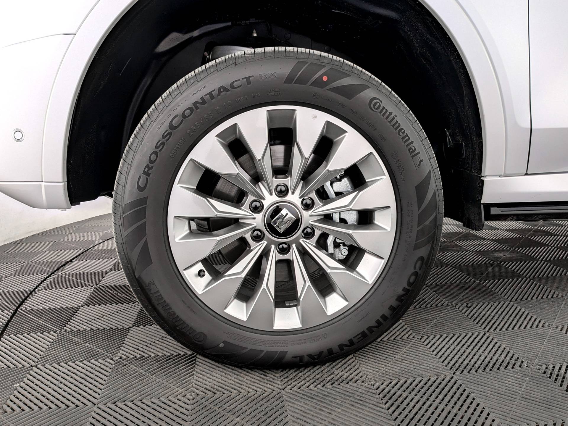 Tank 500 Urban 2.0 HEV 9AT 4WD