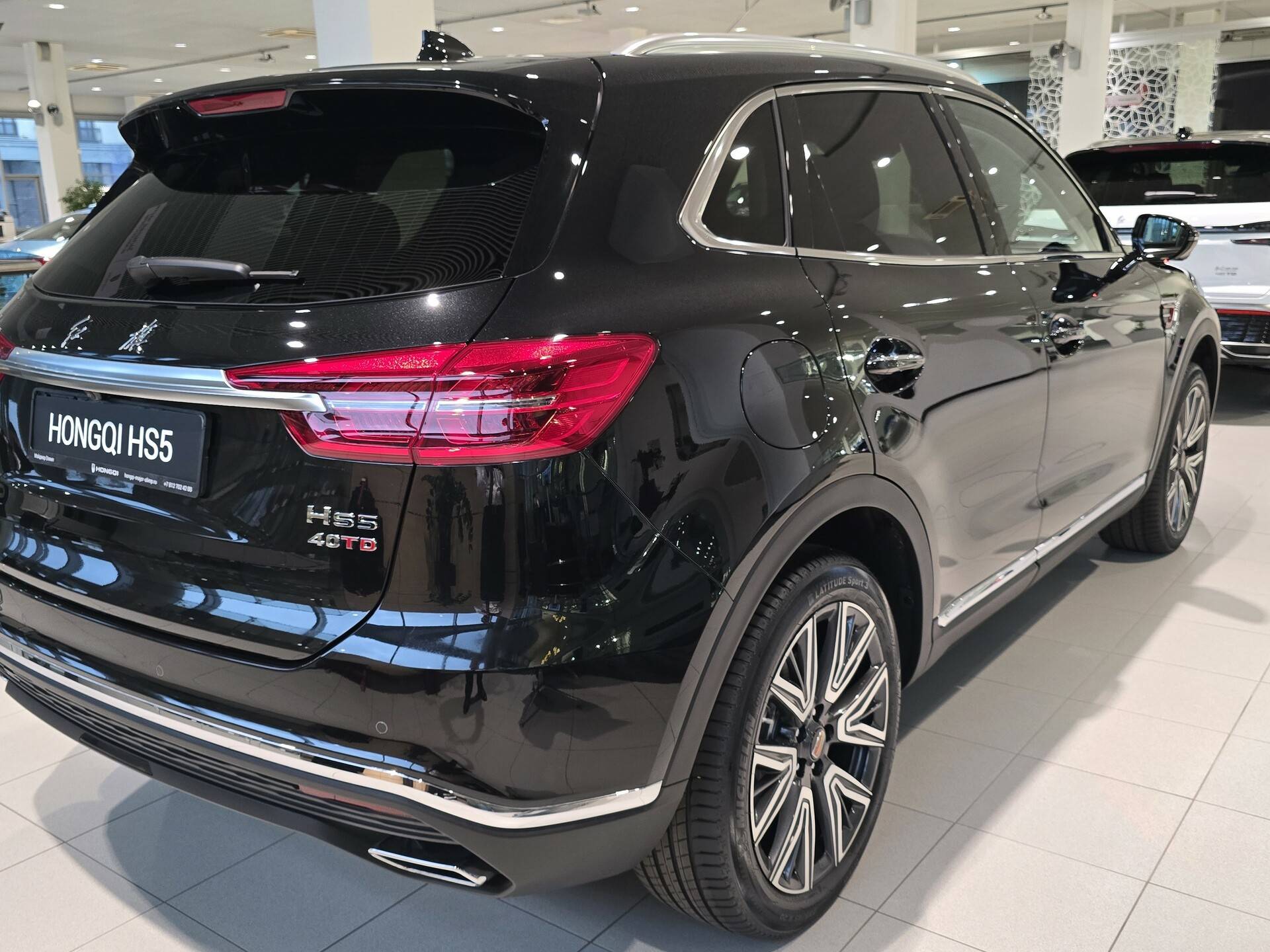 Hongqi HS5 Comfortable 2.0T AWD