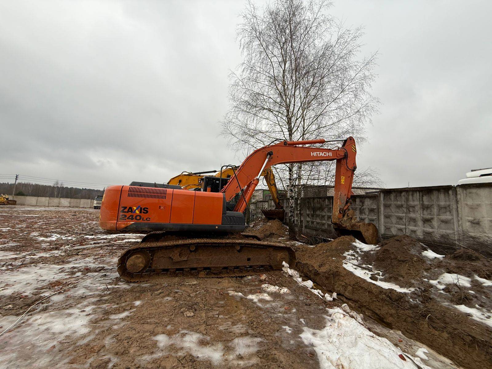 HITACHI ZX240LC-5G Лот 000007921