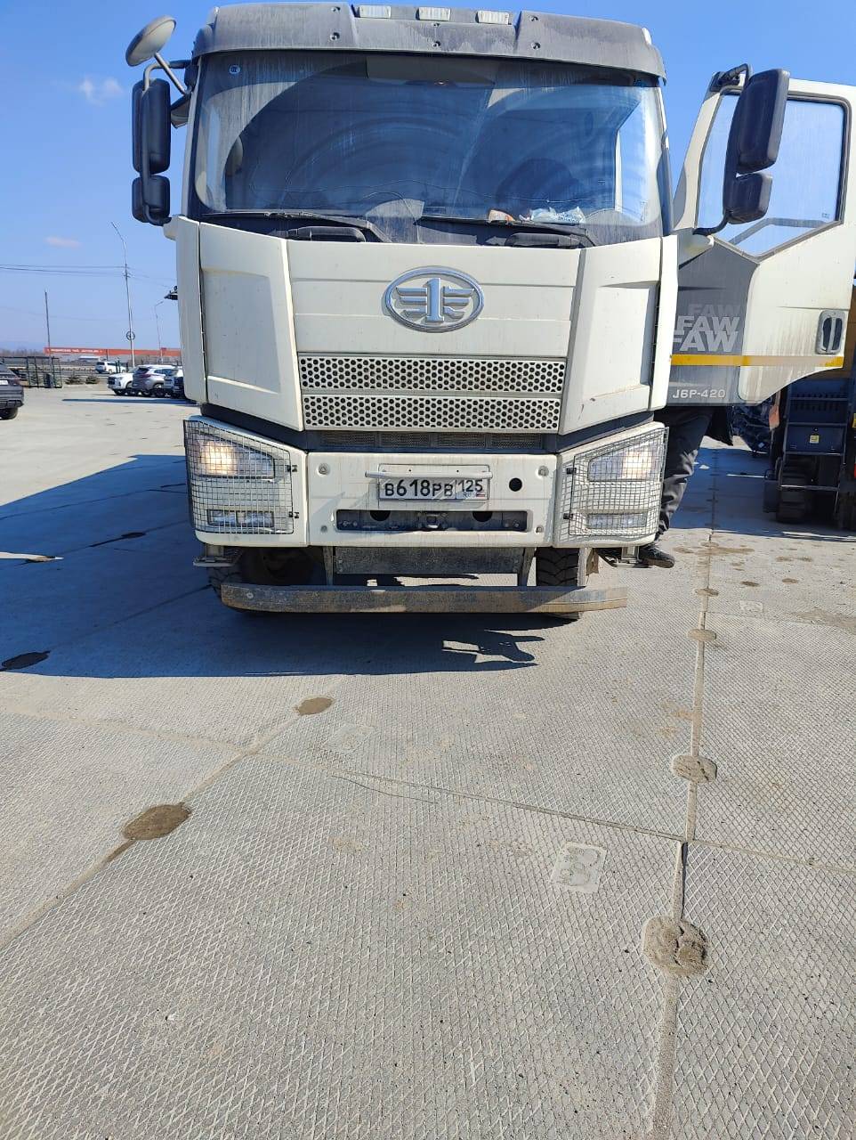 FAW CA3310P66K24T4E5 8х4 Лот 000008459