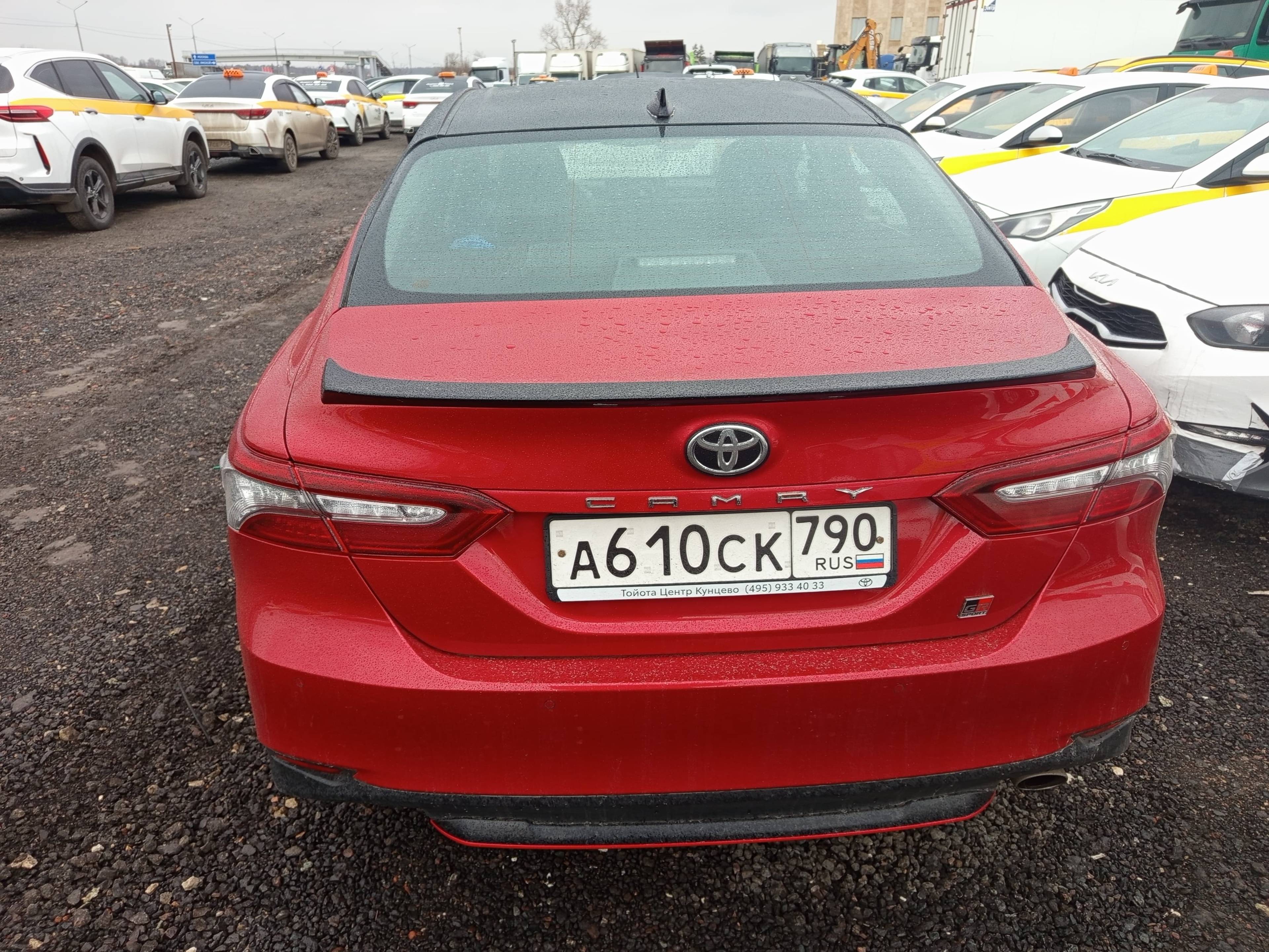 Toyota Camry Лот 000005556