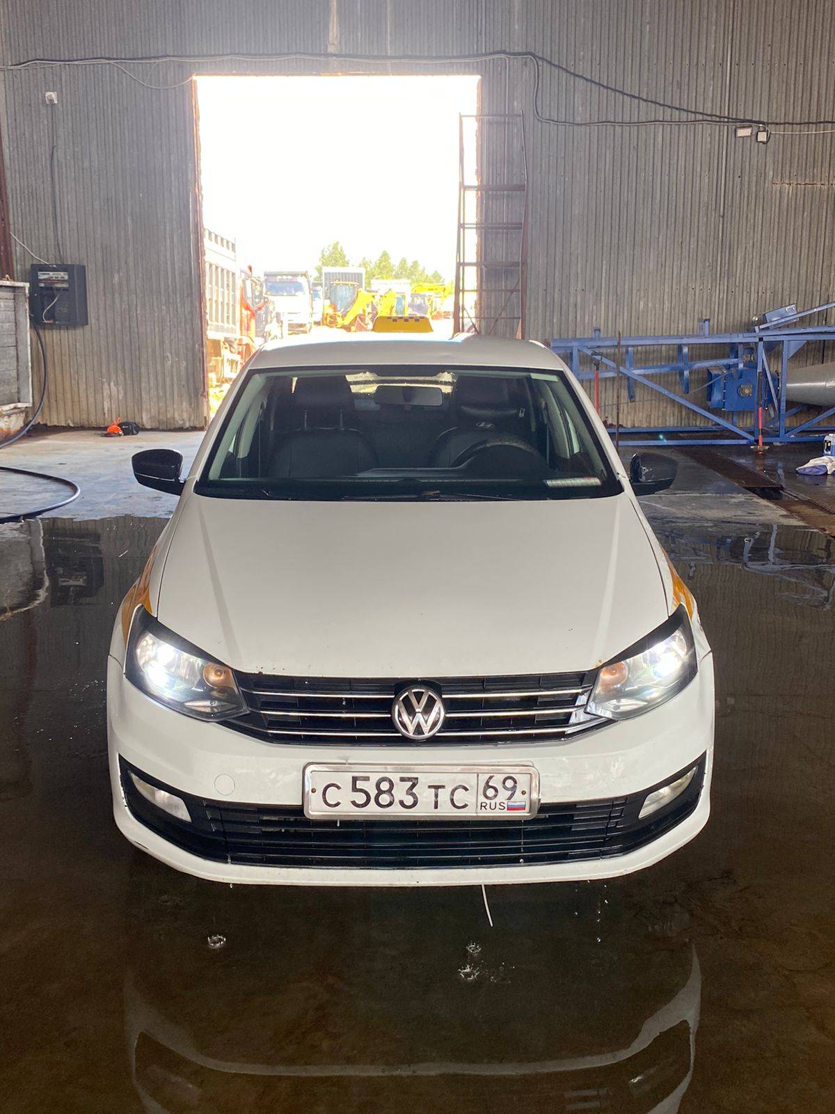 Volkswagen Polo Лот 000003161