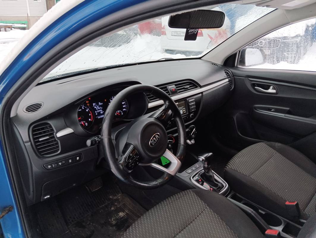 KIA Rio X-Line Лот 000006790