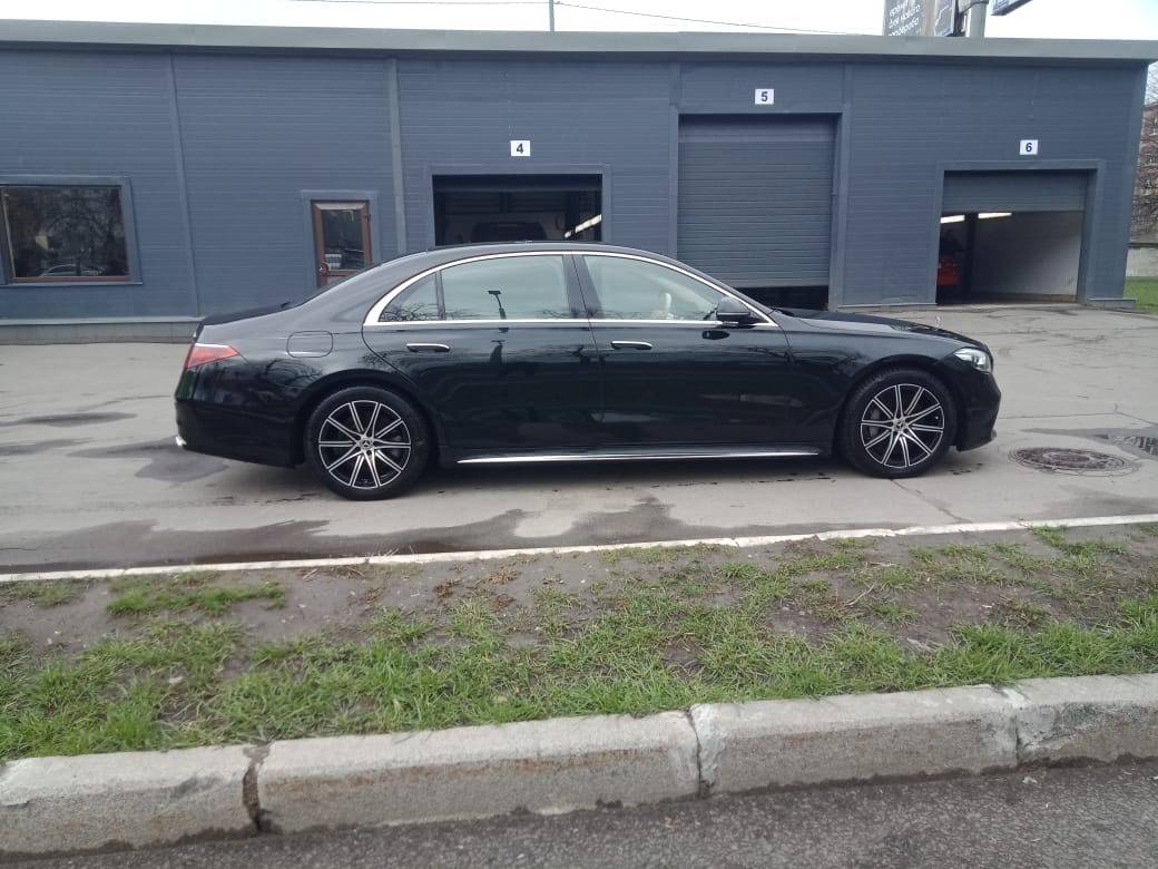Mercedes-Benz S седан Лот 000007962
