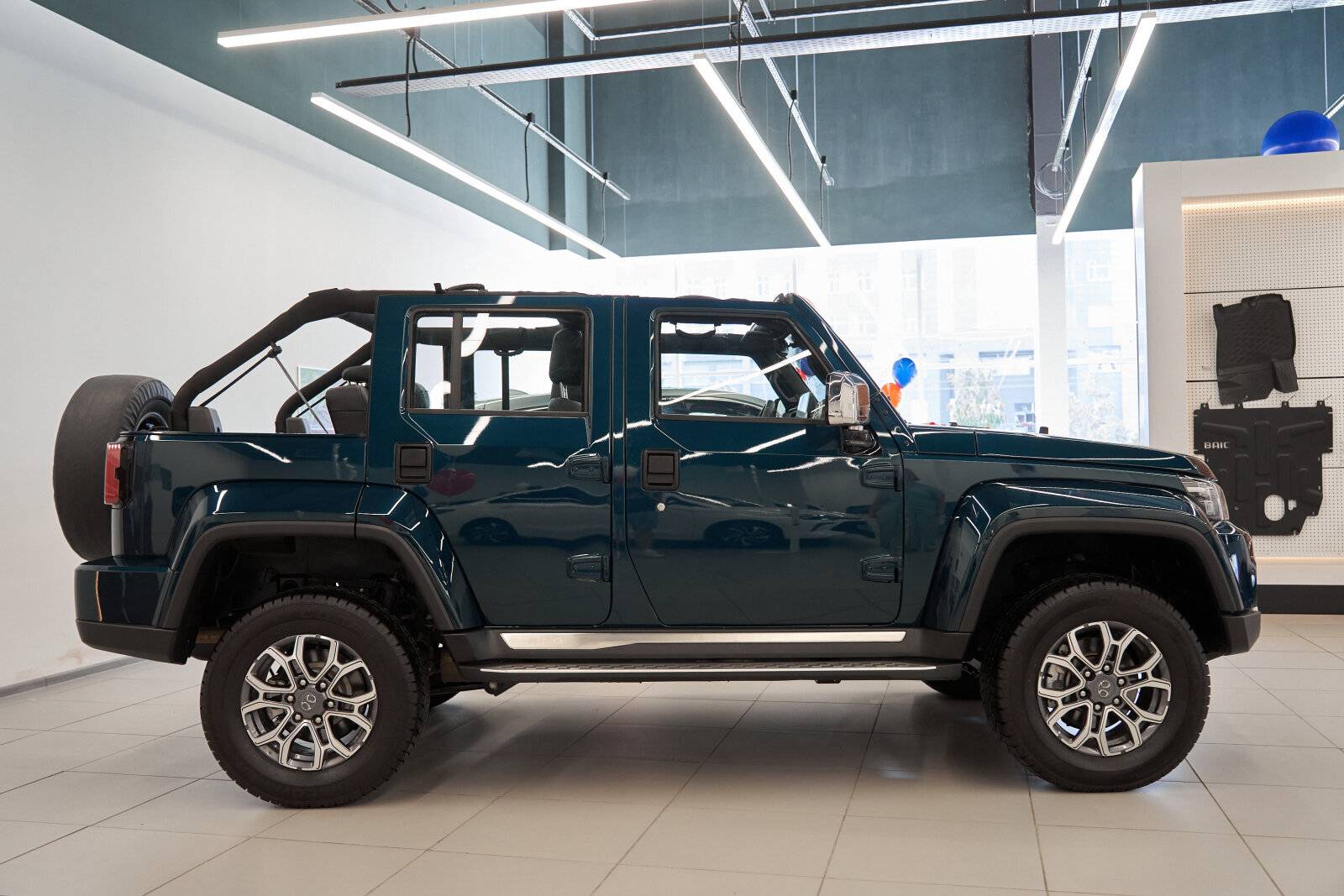 BAIC BJ40 FLAGSHIP 2.0T 8AT AWD