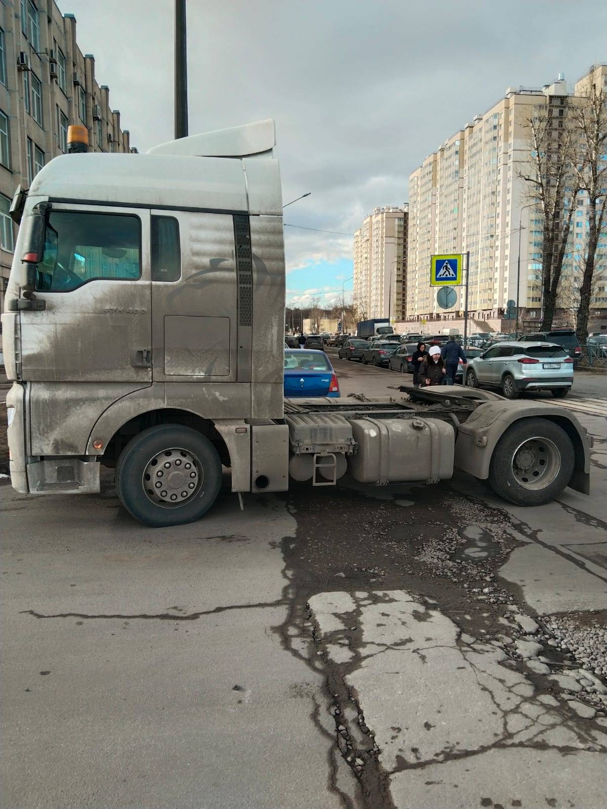 Sitrak ZZ4186V391HE Лот 000008030