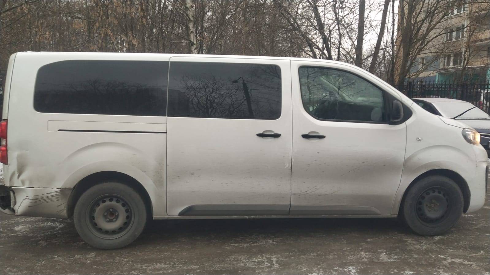 Peugeot Traveller Лот 000004962