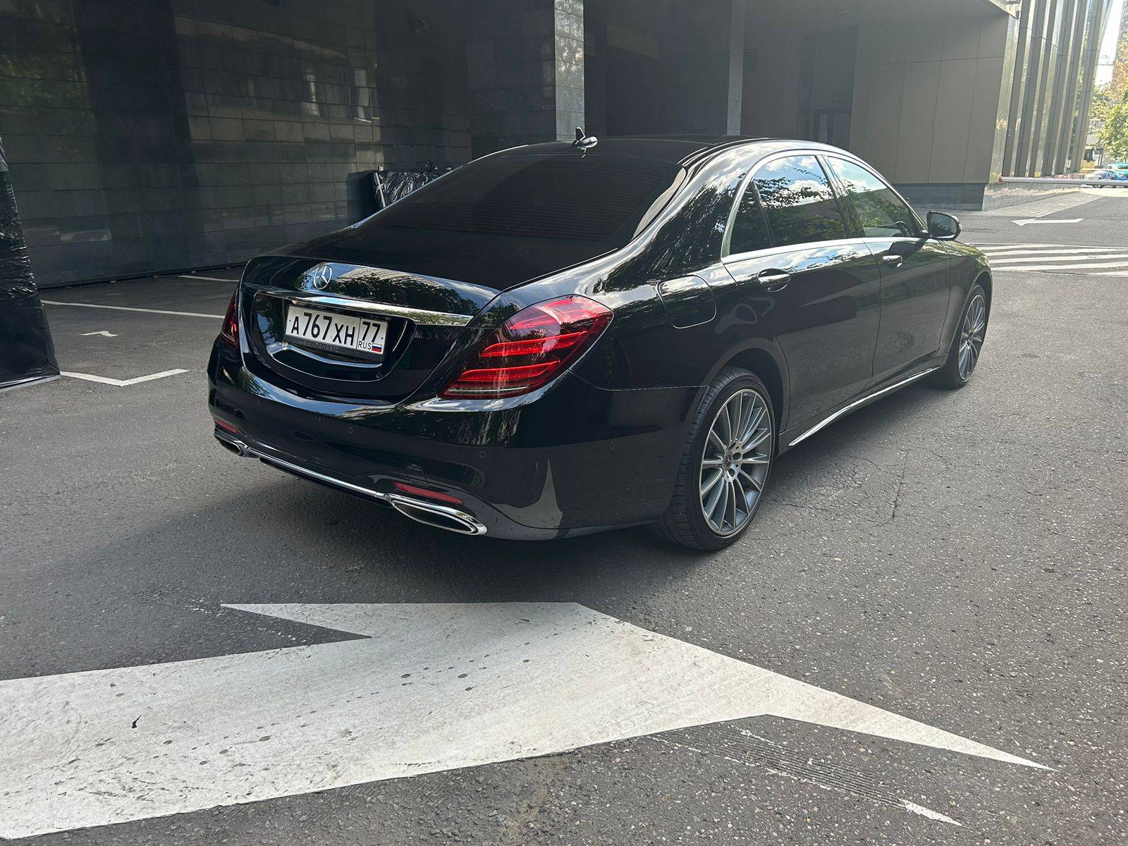 Mercedes-Benz S седан Лот 000003364