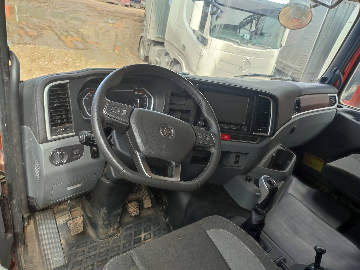 Shacman SX331863366 Лот 000008366