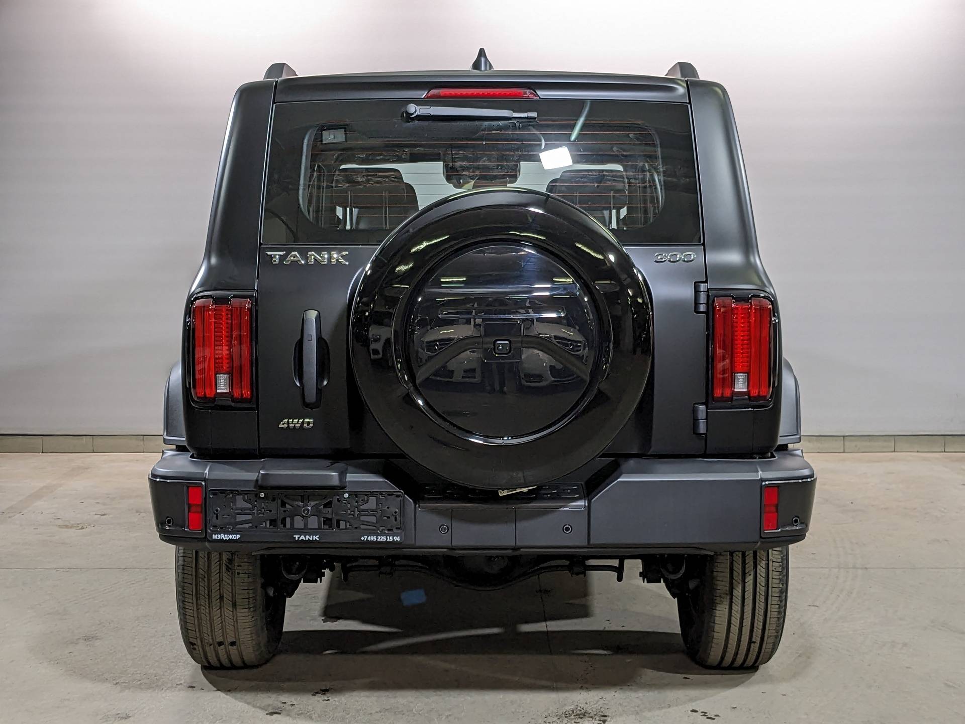 Tank 300 City Adventure 2.0 8AT 4WD