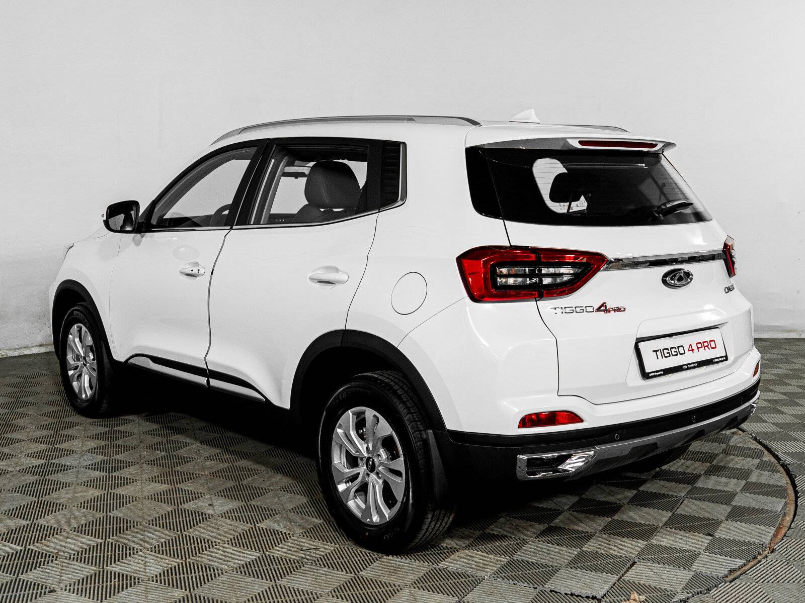 Chery Tiggo 4 PRO Action