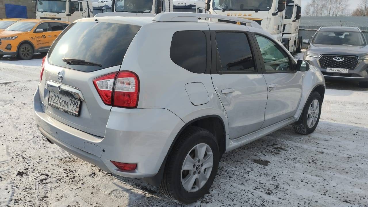Nissan Terrano Лот 000006236