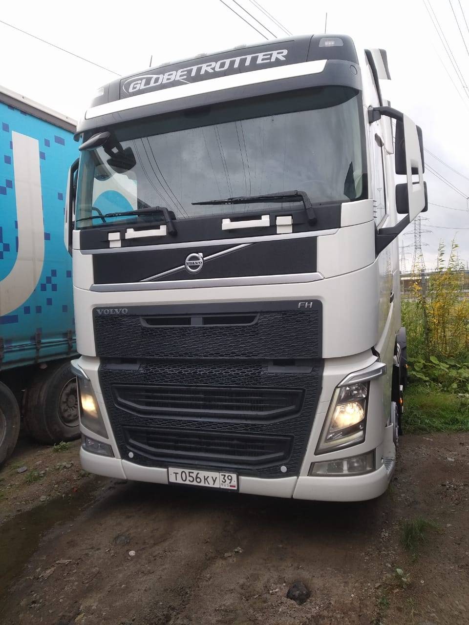 Volvo FH 460 4x2 (FH Globetrotter) Лот 000003910