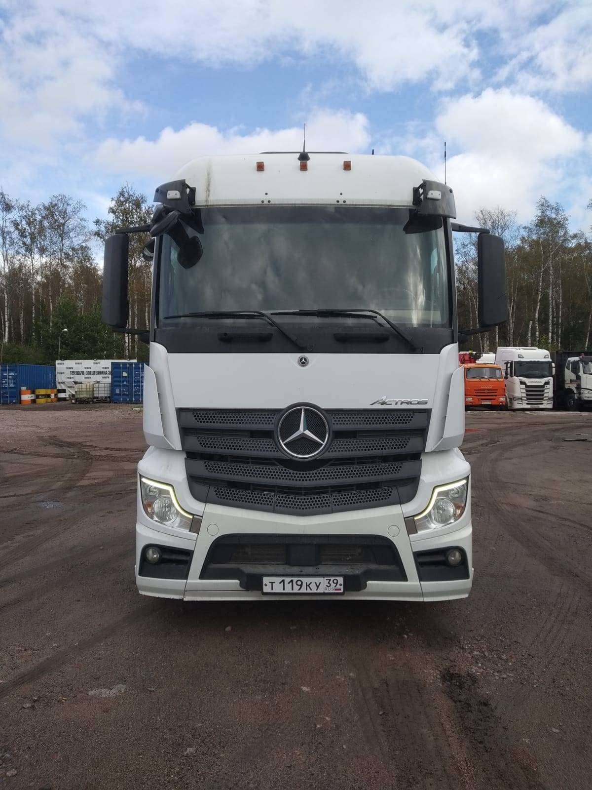 Mercedes-Benz Actros 5 L FHS 2042 LS 4x2 (BigSpace) Лот 000003909