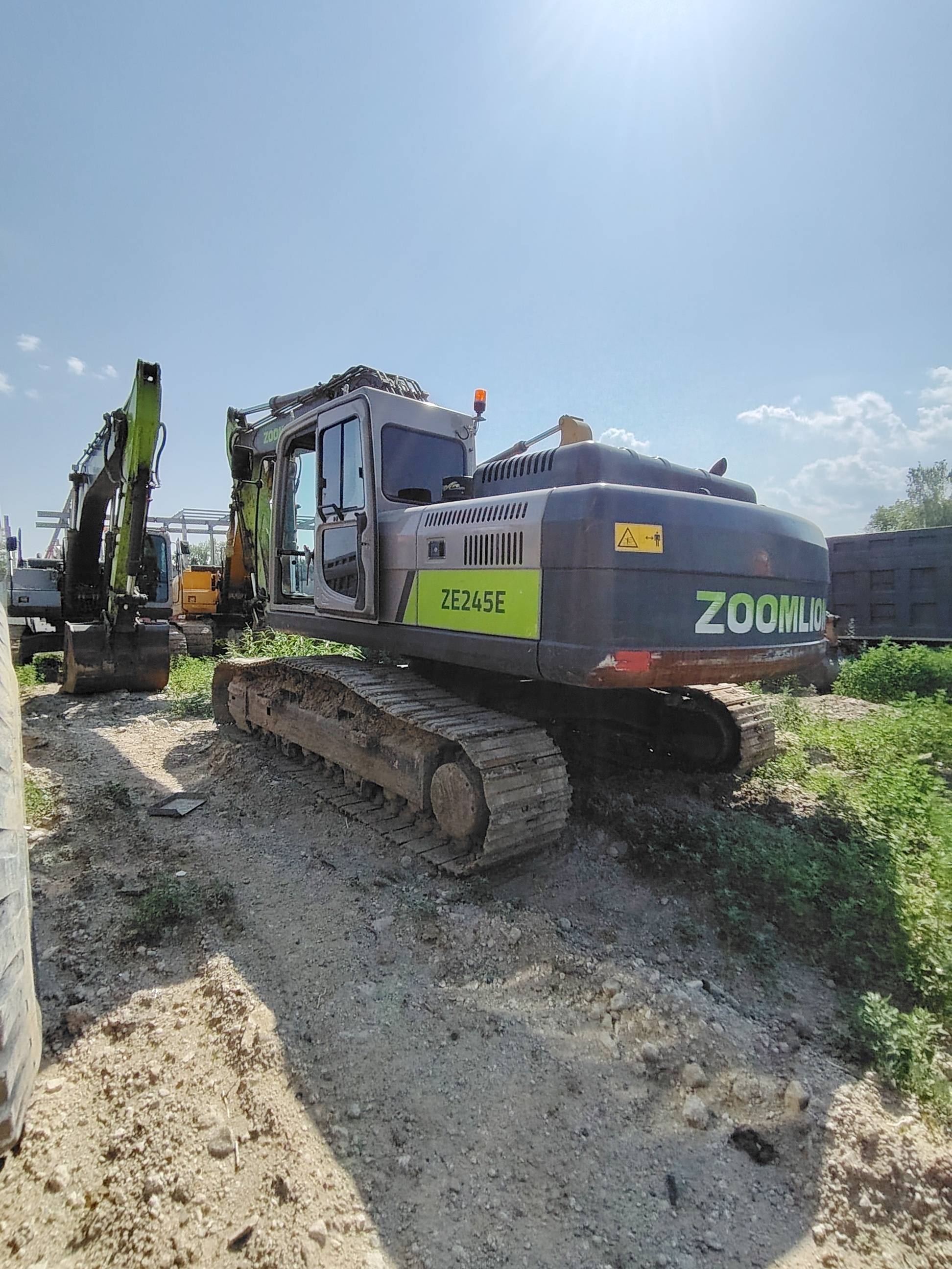 Zoomlion ZE245E Лот 000001357