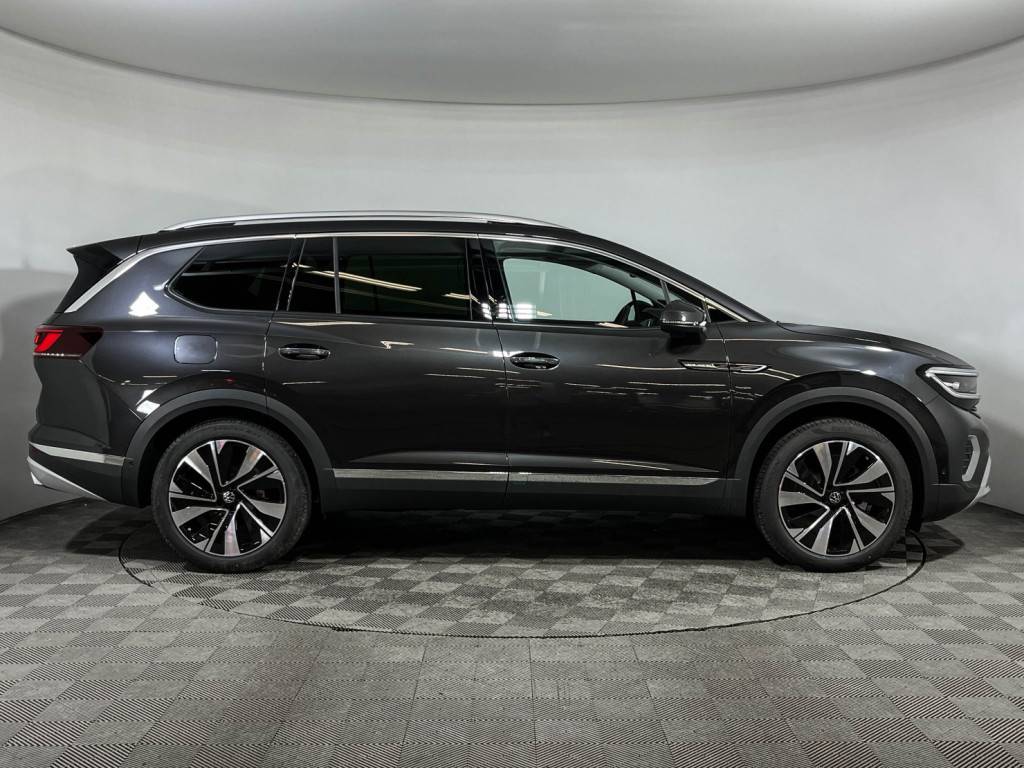 Volkswagen Talagon Deluxe Edition Pro  2.0 TSI 4WD 